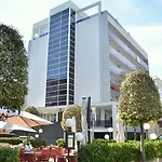 Amburgo Hotell 3*