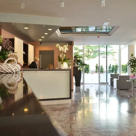 호텔 Amburgo 3*
