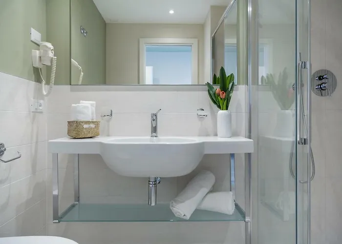 Ξενοδοχείο Amburgo 3*